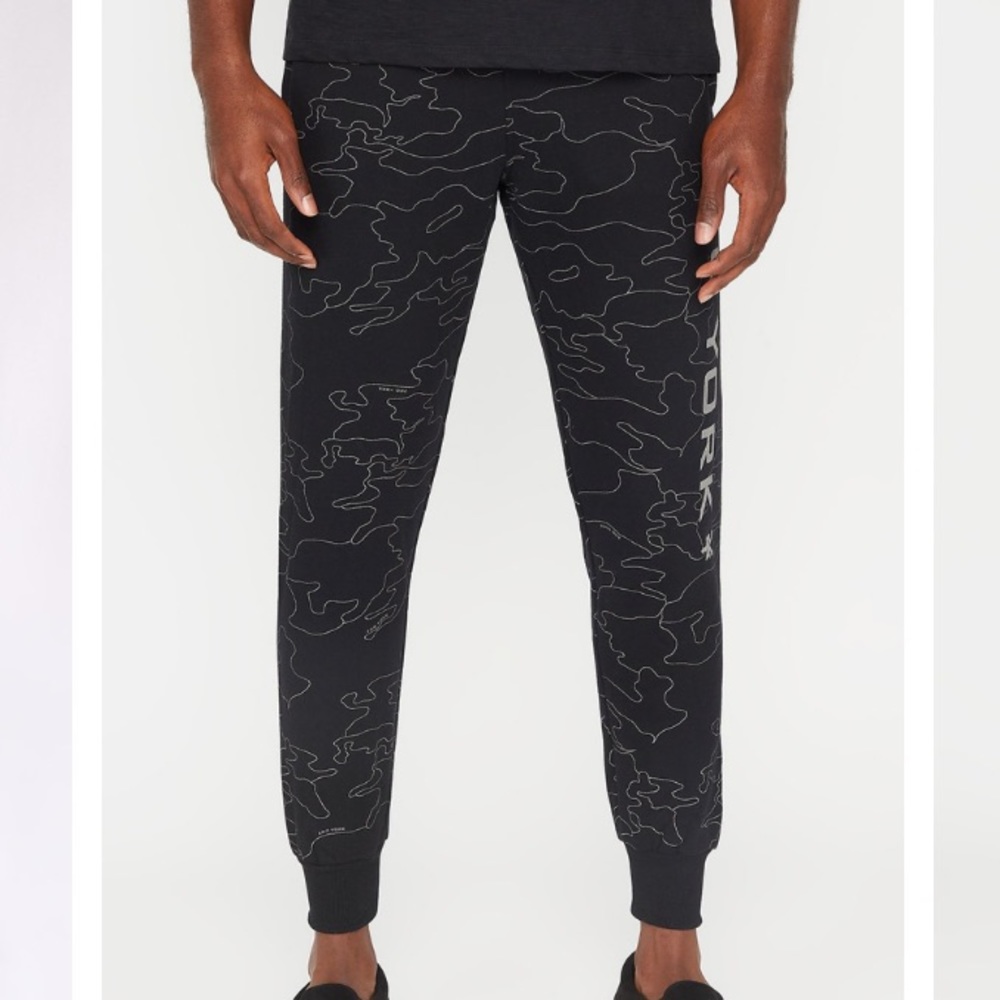 Zoo York sweat sets.